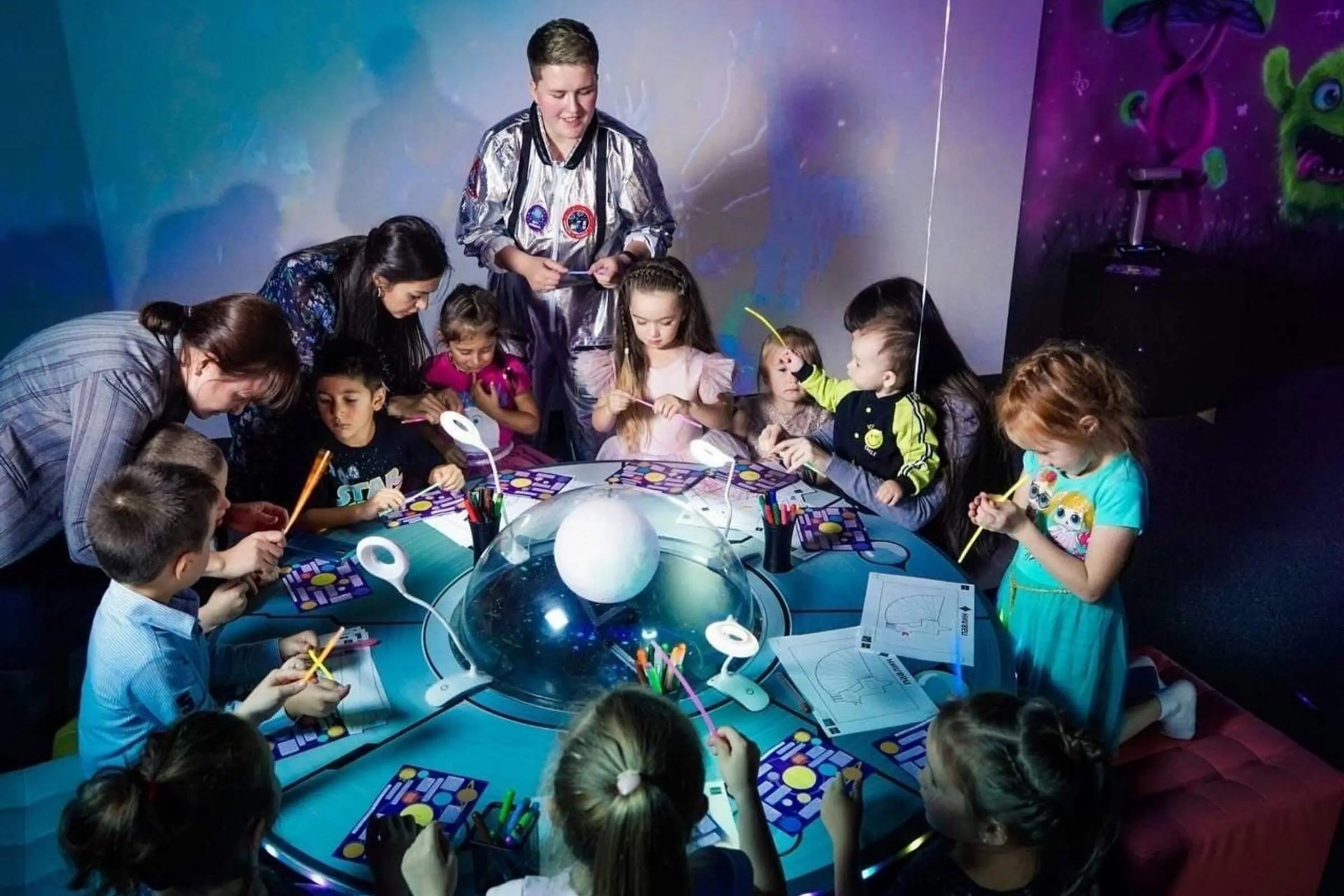 Откройте двери в мир квестов!